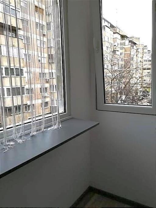 Lora'S House Appartement Oradea Buitenkant foto